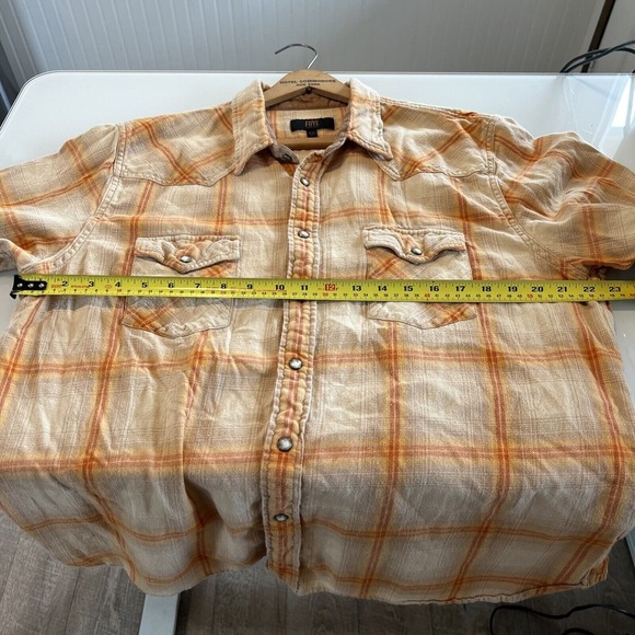 Frye Men's Camp shirt Pearl Snap Button Up Size XXL Tan Orange XXL - Picture 8 of 9
